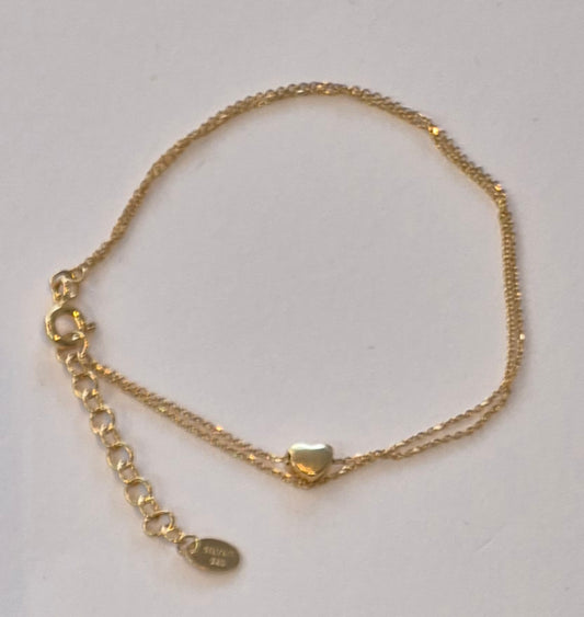 Gold heart bracelet