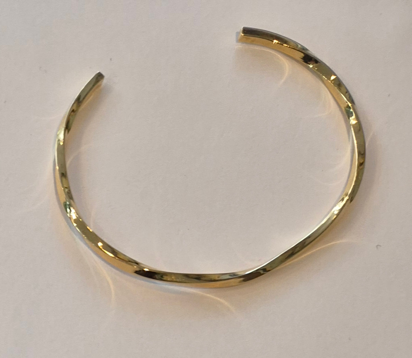 Slimline twist bangle