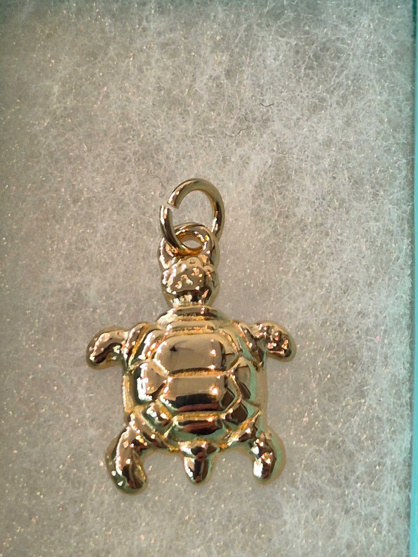 Turtle pendant