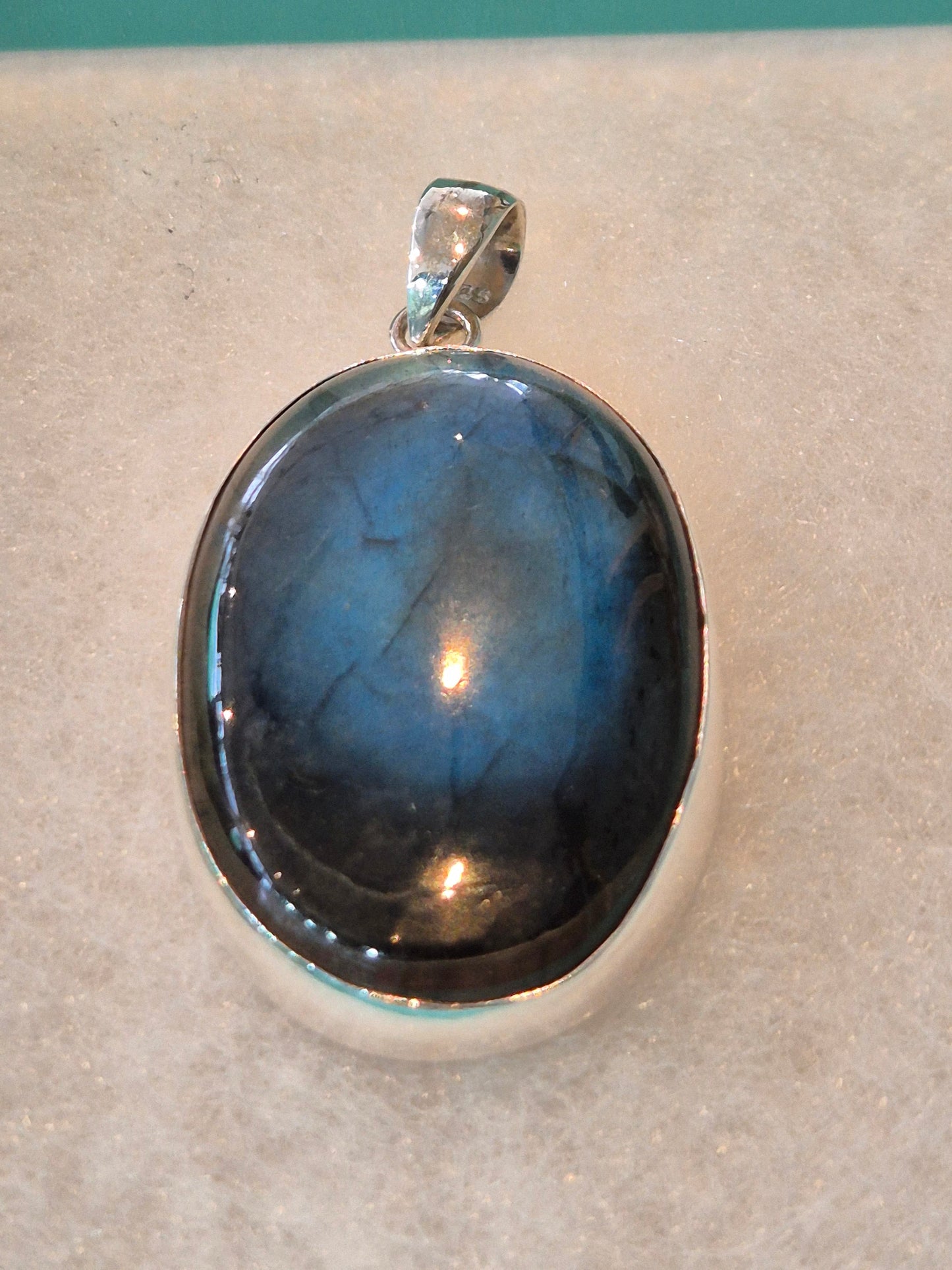 Labradorite pendant