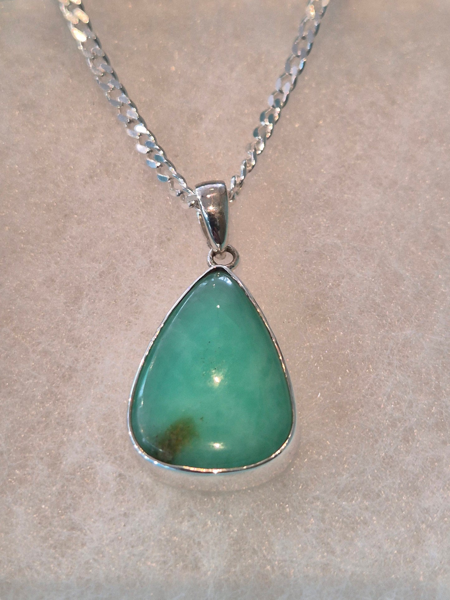 Chrysoprase pendant