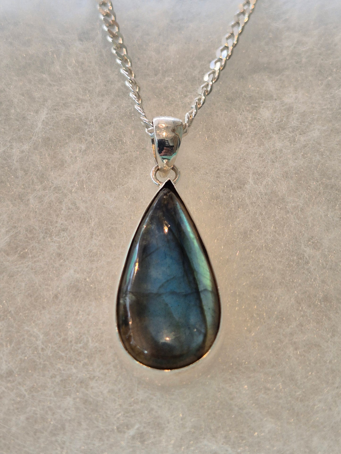 Labradorite pendant