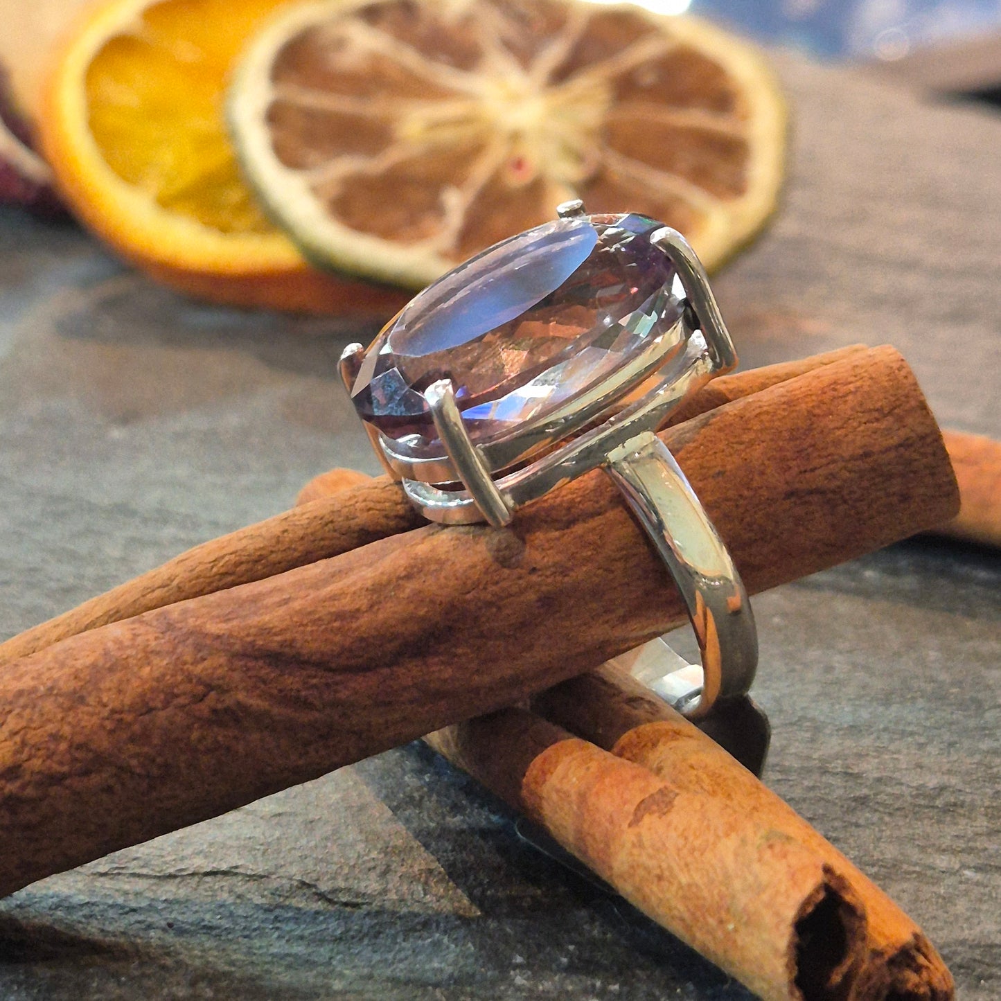 Oval amythyst ring